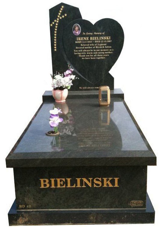 Springvale Tropical Green Full Monument Bielinski Cemetery Memorial