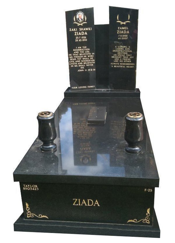 Granite Monument in Royal Black Indian Granite for Ziada at Springvale Botanical Cemetery